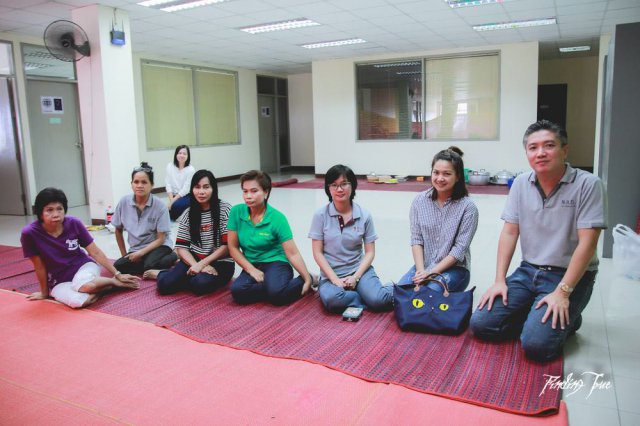ทำบุญ